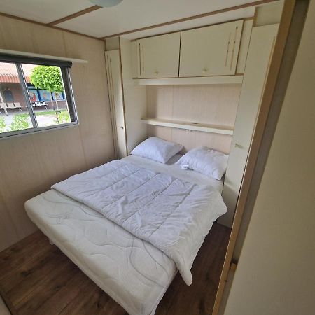 Chalet Veenmeer Tynaarlo エクステリア 写真